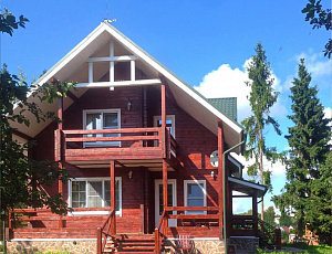 Родовое Гнездо на Икше. Август 2015.  Использованы Base, Toplasur №11, №17. Фото - Александр Можейко  в рамках конкурса belinka. сделано сLOVEнией