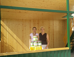 Лучшая веранда у нас на даче! Лето 2016. Использованы Base, TopLasur №12. Фото - Светлана и Марина Ивченковы в рамках конкурса belinka. сделано сLOVEнией