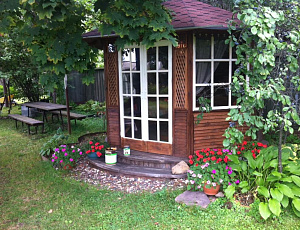 Беседка в английском стиле. Использованы TopLasur №17. Фото - Любовь Соболева в рамках конкурса belinka. сделано сLOVEнией